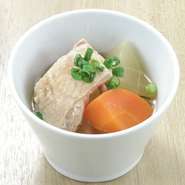 毎日、お店で丁寧に手作りしております。

