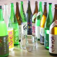 生ビール等その他のドリンクも飲み放題に含まれます。
ラストオーダーご注文の際は飲み残しのないようお願い致します。
※地酒は一部品切れが発生する場合がありますのでご了承下さい。