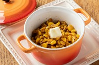 とうもろこしの優しい甘味とアンチョビの塩味が、絶妙に絡み合う酒の肴です。