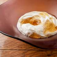 見た事もない提供方法、そして食感を是非ご来店してお楽しみ下さい！