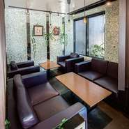 女子会やファミリーにオススメなソファテーブル席