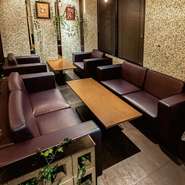 人気のソファタイプ！雰囲気抜群！！早いもの勝ち♪人気の半個室です。