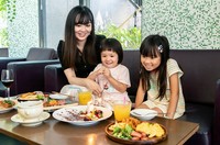 お子様のお祝いや記念日にぜひ！
二児の父である店主であり料理人である松本が今日も、お客様の"楽しい時間"を提供する為に腕を振るっております。みなさまのご来店、心よりお待ちしております。