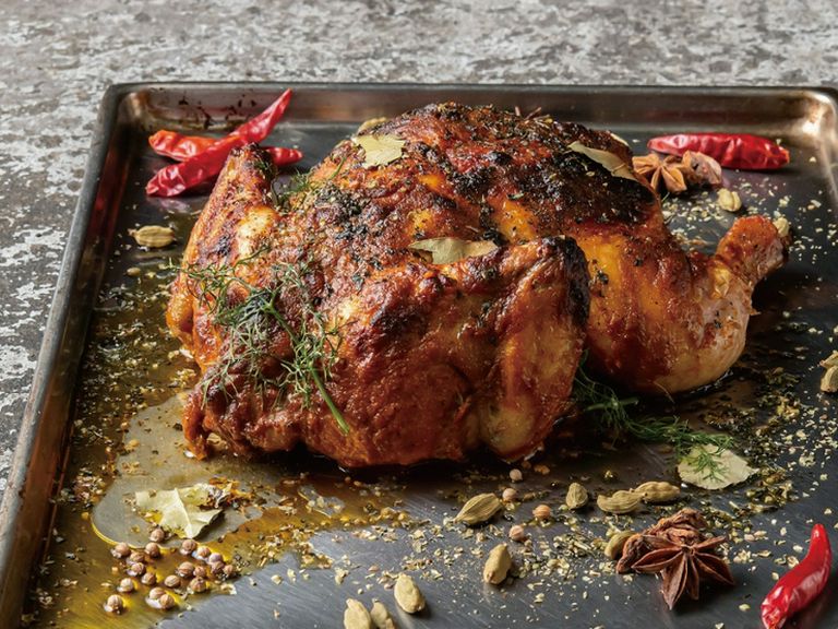 名物!まるまる丸鶏 タンドリーチキン フルサイズ