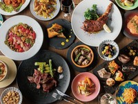 ・旨辛キーマカレー　900円
・スパイスチキンカレー　1,000円
・２種あいがけ スパイスカレー　1,300円