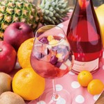 自家製のサングリア ホワイト＆レッドや、白ワインとジンジャーエールで作るオペレーター、スパークリングワインでお作りするキールロワイアルなどなどご用意しております。