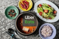 Madreのスンドゥブが家でも食べられます！
ご自宅で好きな映画を見ながらしっぽり食べちゃって下さい！
韓国料理のサイドメニューもございますので是非ご一緒に♪