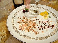 お誕生日や大切な方との記念日を華やかにご演出致します！
父の日や、ご結婚記念日、ご長寿お祝いなど、ご希望に合わせてメッセージをお入れします。