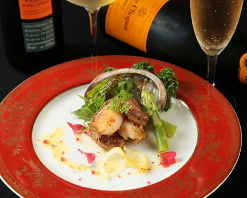 豊富なアラカルトメニュー