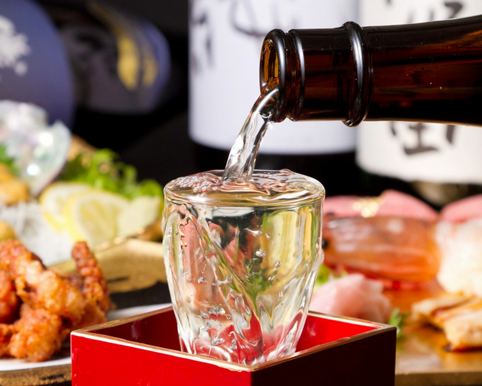 親しい間柄が安心して集まれる環境で外食を楽しむ