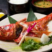 金目鯛塩焼き　4210円