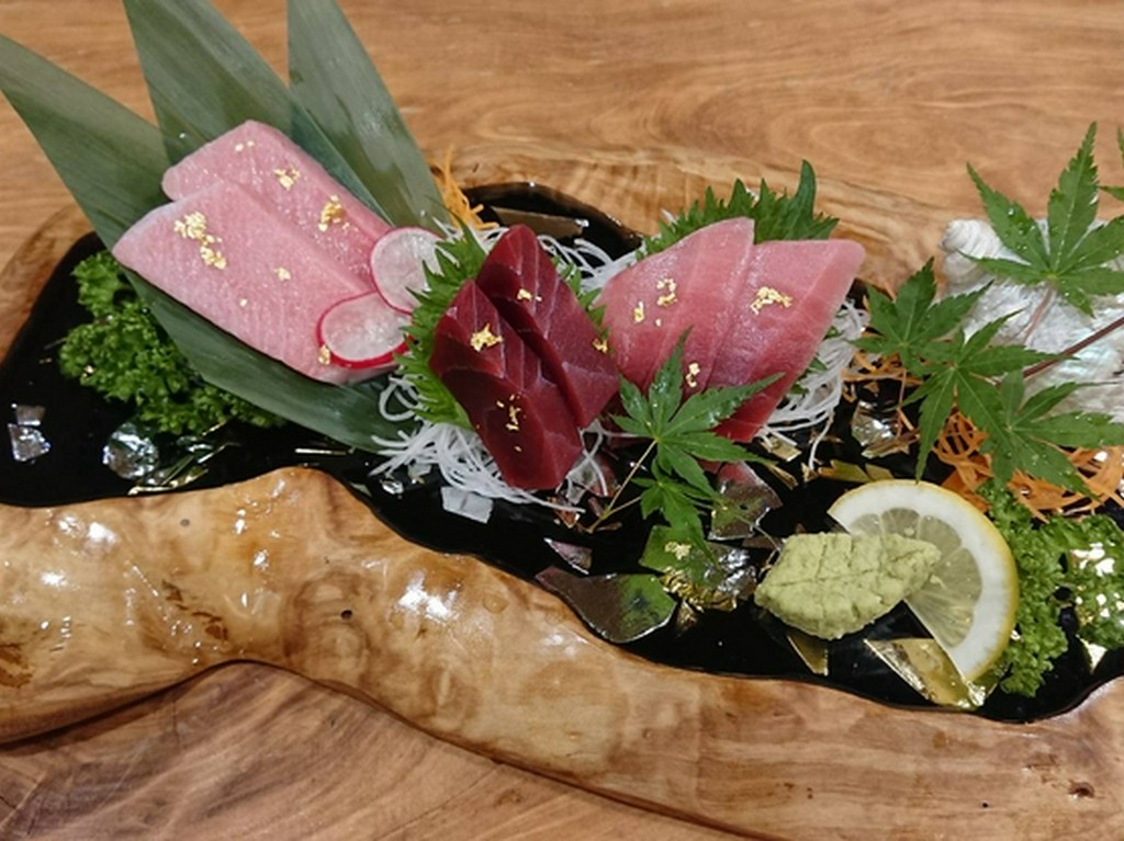 とろけるような柔らかさと贅沢な甘み、こだわりの本マグロを使用