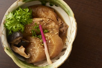 手羽先と大根の煮込み