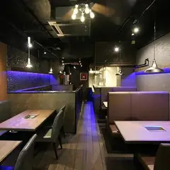 店内全体