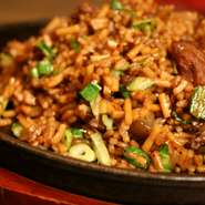 神戸のソウルフード。神戸直送の麺・神戸直送の地ソース・すじこんが味の決め手です。