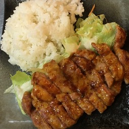 湘南豚の味噌漬け定食