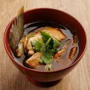 おすすめ
魚介の旨みが染み渡る、心ほどける一杯。