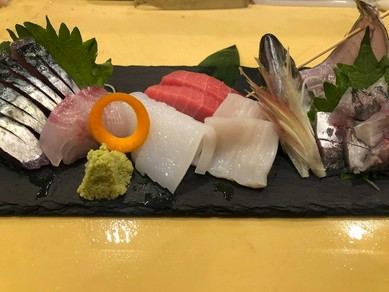 お刺身盛り合わせ