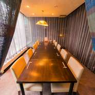 2階VIPルーム（半個室）