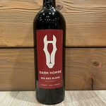 アメリカ　グラス 680

7種の濃厚な品種の葡萄を使用したフルボディ！
最初はやや甘めですが後味がキリッと！
霜降り系のステーキにピッタリ♪