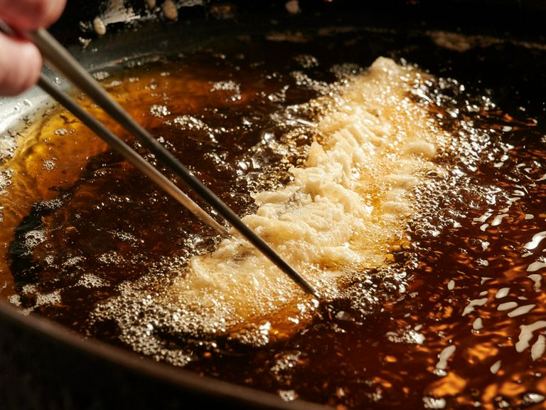 目の前で繰り広げられる“職人技”を眺めながら過ごす贅沢な時間