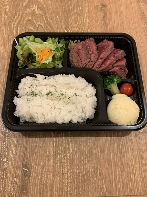 こだわりのステーキを、ご自宅でも是非お楽しみ下さい。