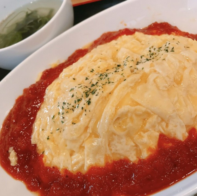 オムライス（スープ付き）