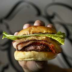 St. Andrea Burger