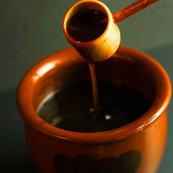 肉を生かす秘伝のタレ