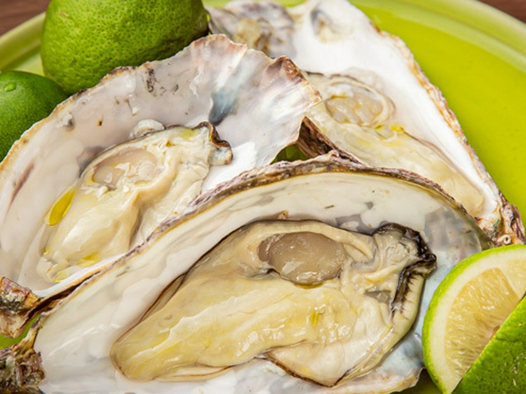 広島県産　殻付き牡蠣