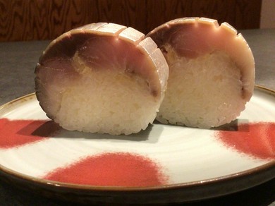 落ち着いた大人の雰囲気で二人の時間を