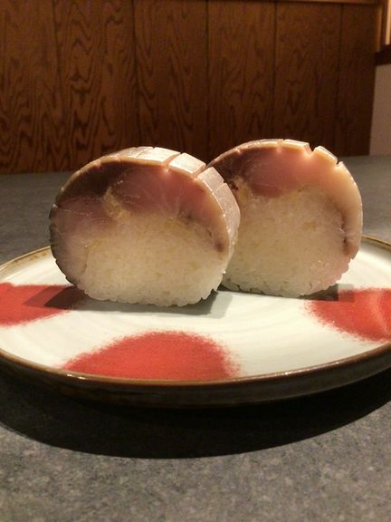 【秋冬限定】　鯖寿司