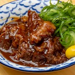 うさぎ屋名物　牛すじどて煮