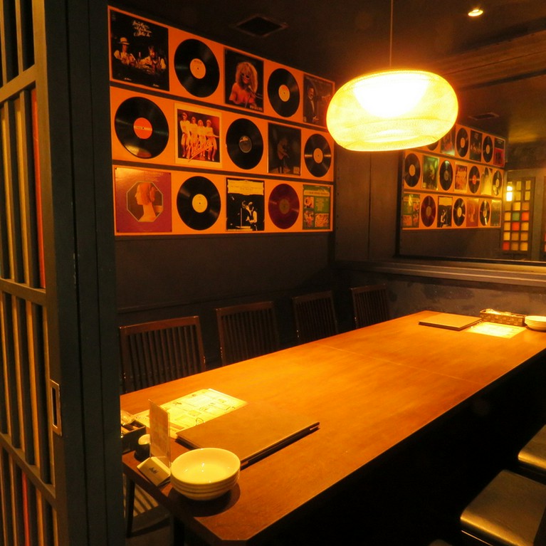 駅から近いのも嬉しいポイント。個室もご用意ありで接待も◎