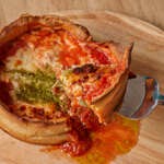 あっさり食べたい人にはコレ！
チーズ好きだけど、チーズすぎるのは少し…という方はコチラ！
トマトベースソースであっさりとお楽しみいただけます！