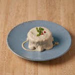 おでん×フレンチ！？新感覚すぎるおでんにどハマりすること間違いなし！
熟成した白ワインがぴったりです！