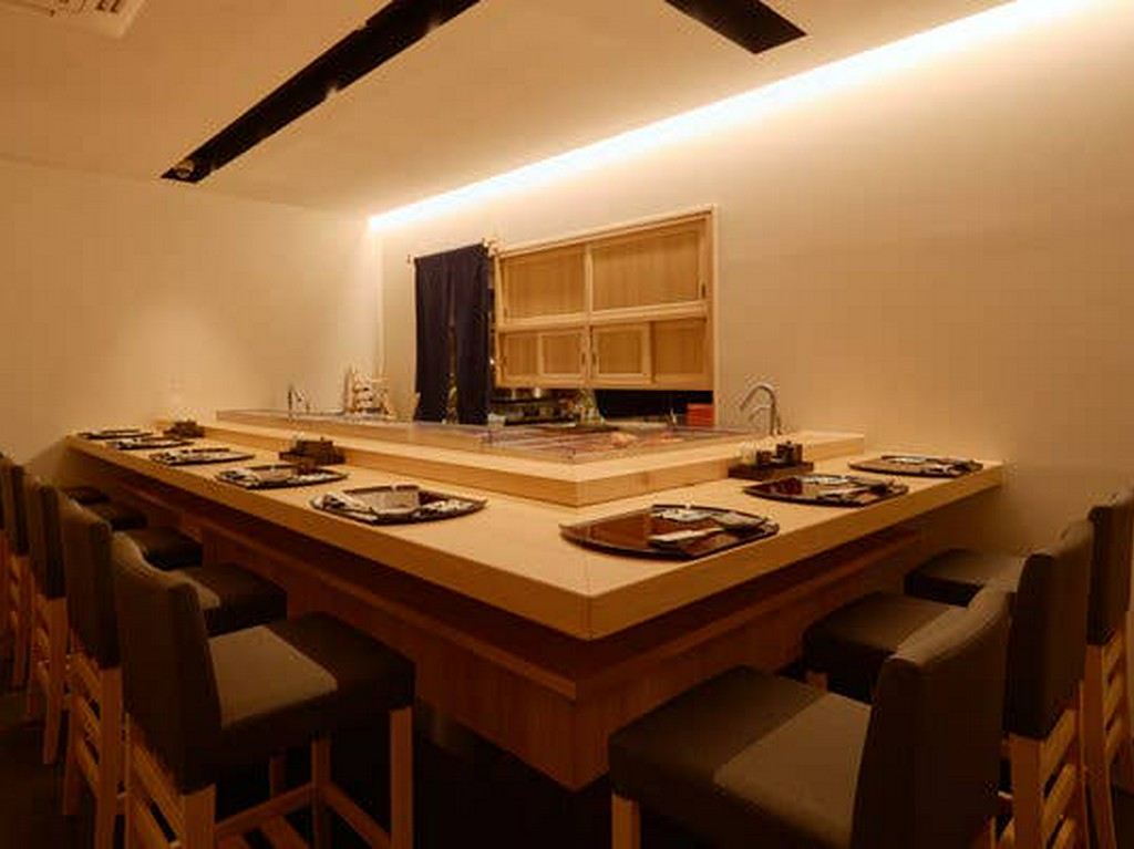 カウンター席で大切なお時間を