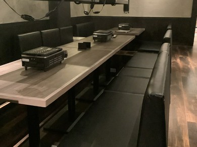 代々木駅徒歩3分、こだわりたっぷりの隠れ家的焼肉店