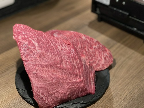 旨い和牛仕入れています。