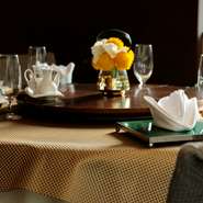 2名様からご利用いただける半個室はデート利用におすすめです。
周りを気にせずお食事をゆっくり楽しむことができます。