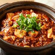 中国でもっとも辛い料理と言われる湖南料理。唐辛子の辛さと香り高い山椒の絶妙なバランスをご堪能ください。