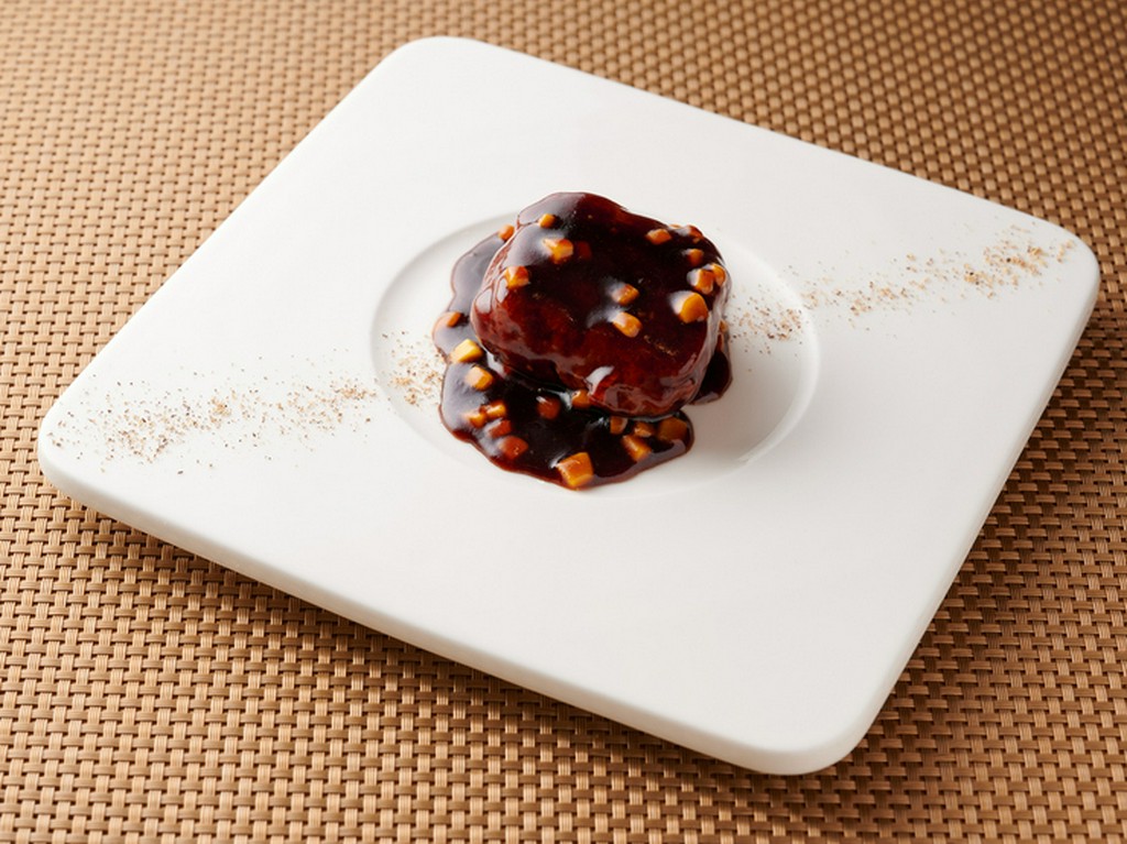 国産豚ロースの黒酢酢豚