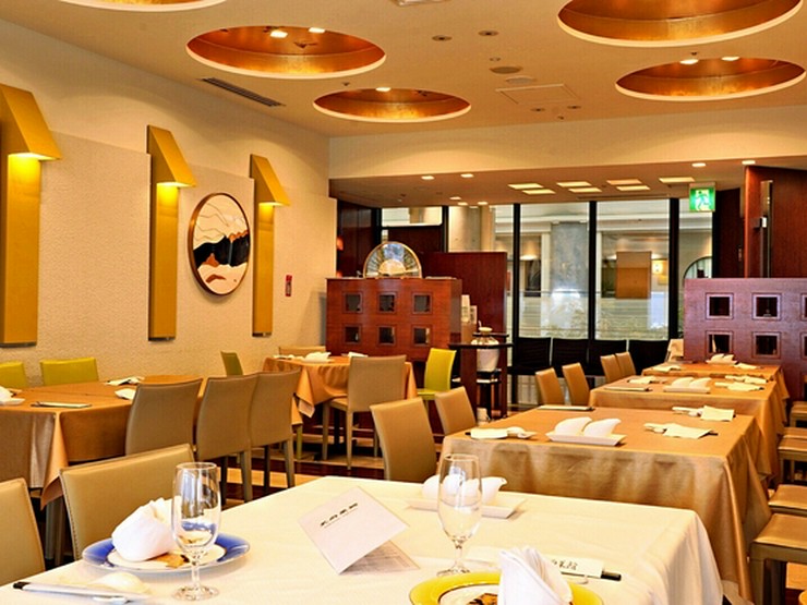 天厨菜館 新宿高島屋タイムズスクエア店 新宿南口 代々木 中華料理 の座席情報 ヒトサラ