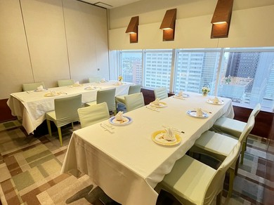 地上120mから望む新宿の夜景とともに本格北京料理を味わう