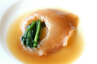 三陸産吉切鮫のフカヒレ姿煮込み（ 大 ） 