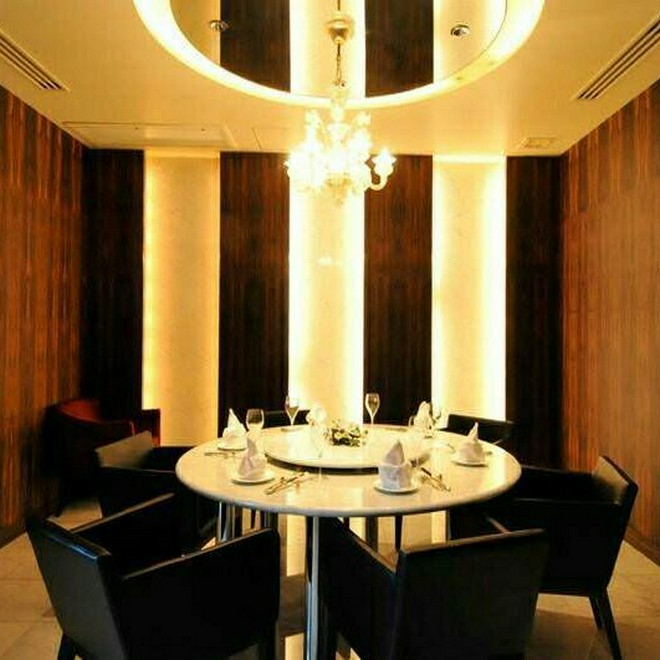 食器・内装にこだわっている