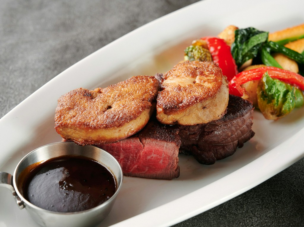 しっとりと柔らかく、肉の旨みを堪能できる『ロッシーニ』