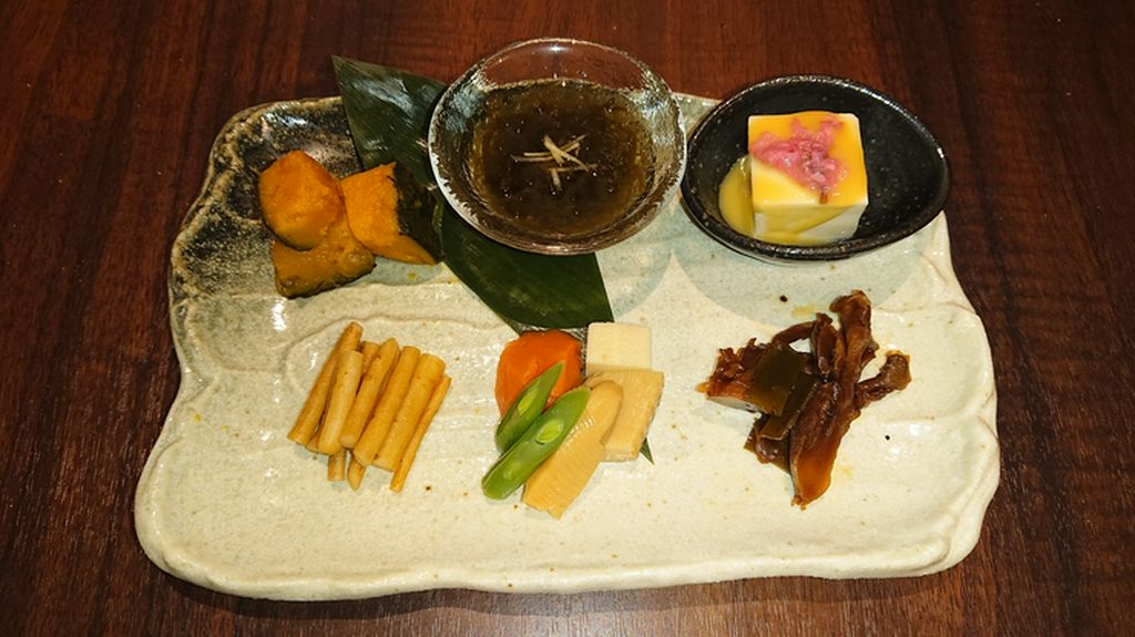 前菜盛り合わせ