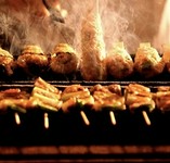 1日3組限定！当店自慢の「本格焼き鳥」がなんと今だけ食べ放題でお楽しみいただけます♪つくね、ねぎま、ハツ、鶏皮、せせり、ぼんじり、砂肝、鶏もも、豚バラ…64種類をご用意※1日3組限定お早めにご予約を！