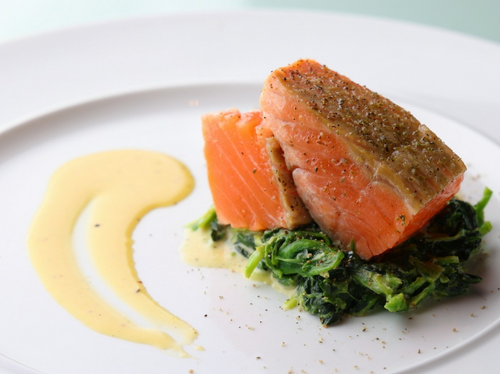 豊洲市場から直送！　鮮度抜群の海の幸を極上の一皿に